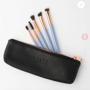 Luxie wanderlust set